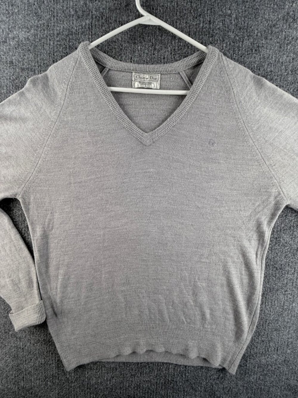 VTG Christian Dior Men Soft Logo USA Gray Sweater V-Neck Large Pullover Solid
